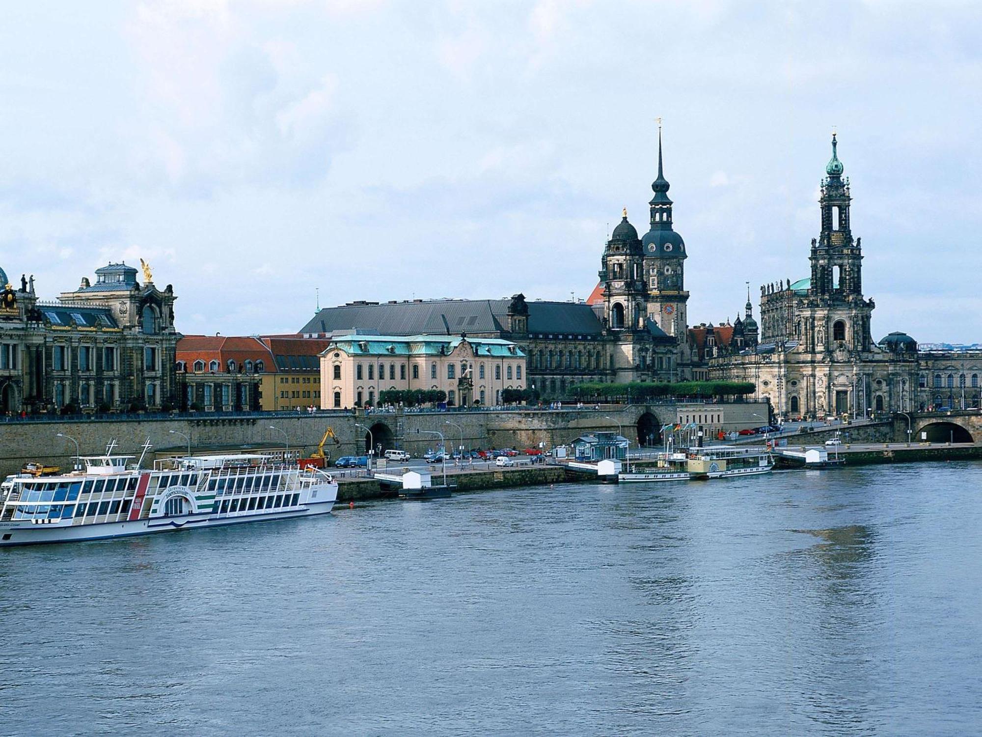 Ibis Budget Dresden City Exterior photo