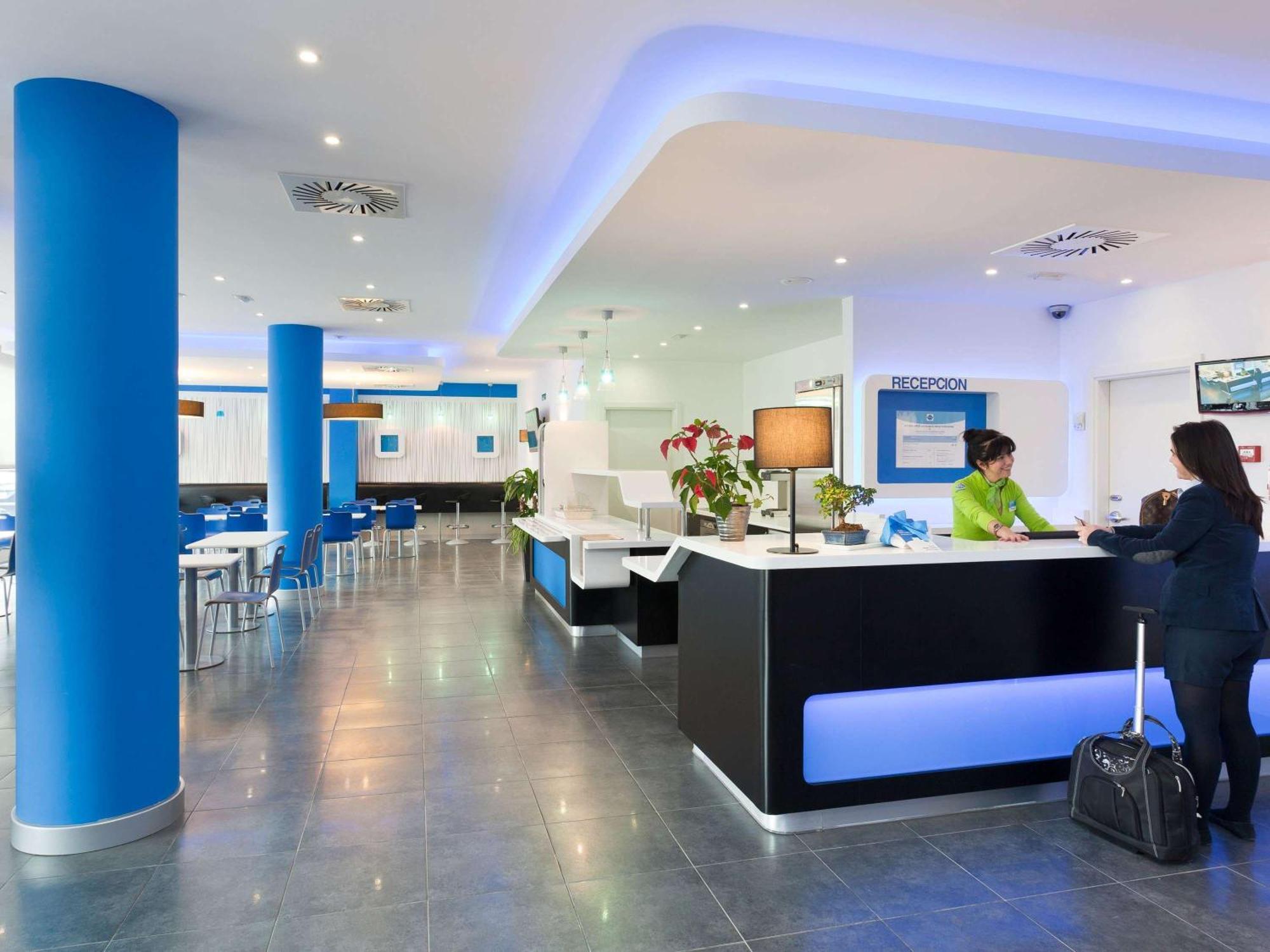 Ibis Budget Dresden City Exterior photo