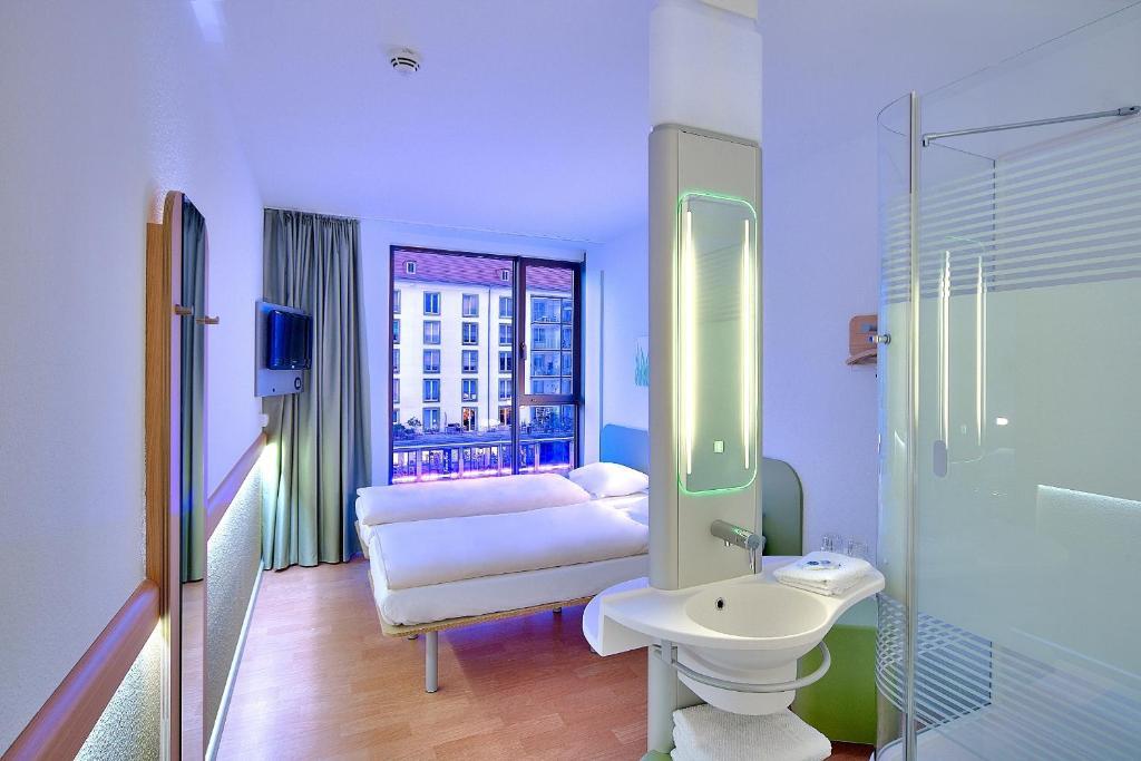 Ibis Budget Dresden City Room photo